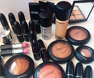 Claim Your FREE MAC Cosmetics Samples Today and Shine Brighter!