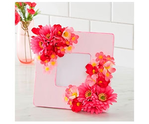 Free Mother's Day Floral Frame Craft Kit at Michaels