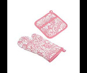 Get a Free Mitt and Potholder Set from Chicago Fabric