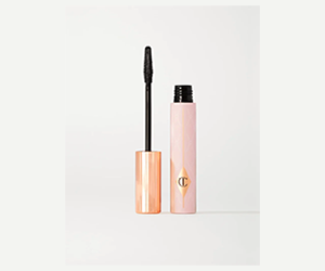 Discover Luxurious Lashes with a Free Sample of Charlotte Tilbury Pillow Talk Push Up Lashes! Mascara