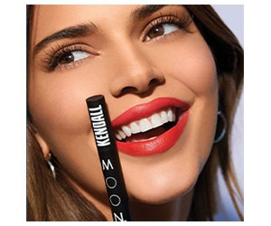 Get a Free Moon Teeth Whitening Pen Elixir III by Kendall Jenner